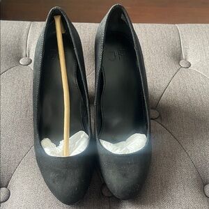 JustFab Classic Black Heels